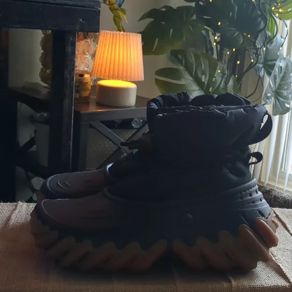 CROCS ECKO Black and Brown Men's Boots Women Too. 🔥 - Picture 2 of 8